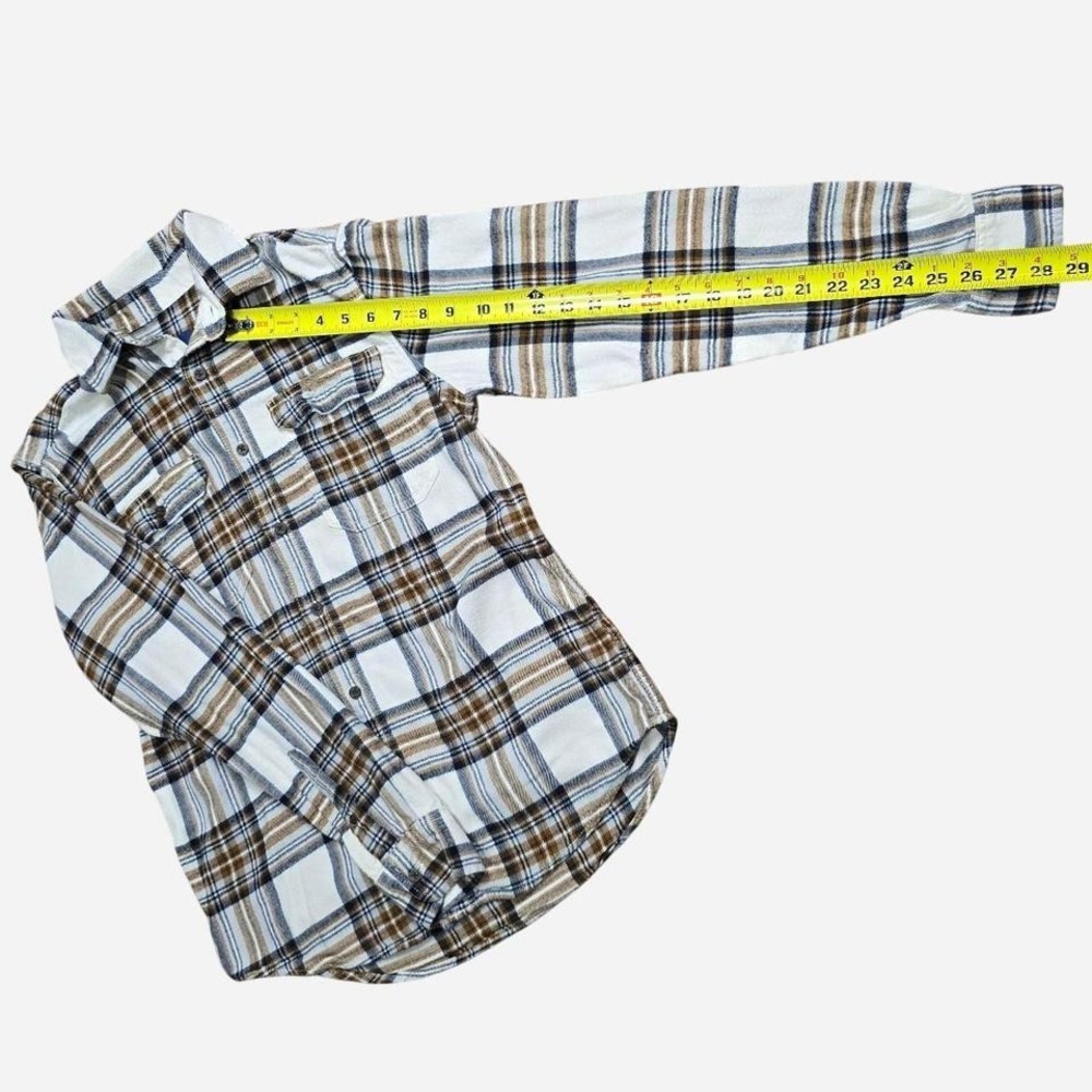 George Flannel butting down - Picture 2 of 3